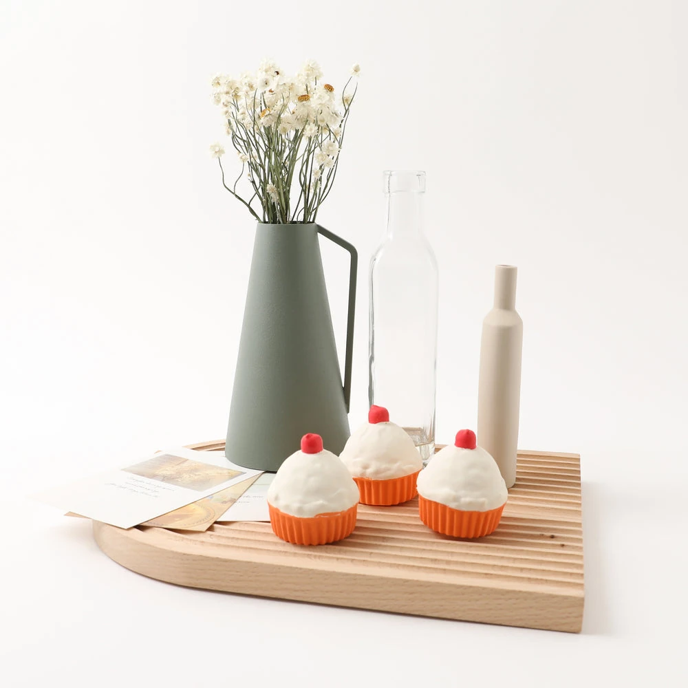 product_image_1763717215.webp シリコンカップケーキ - 画像 (1)