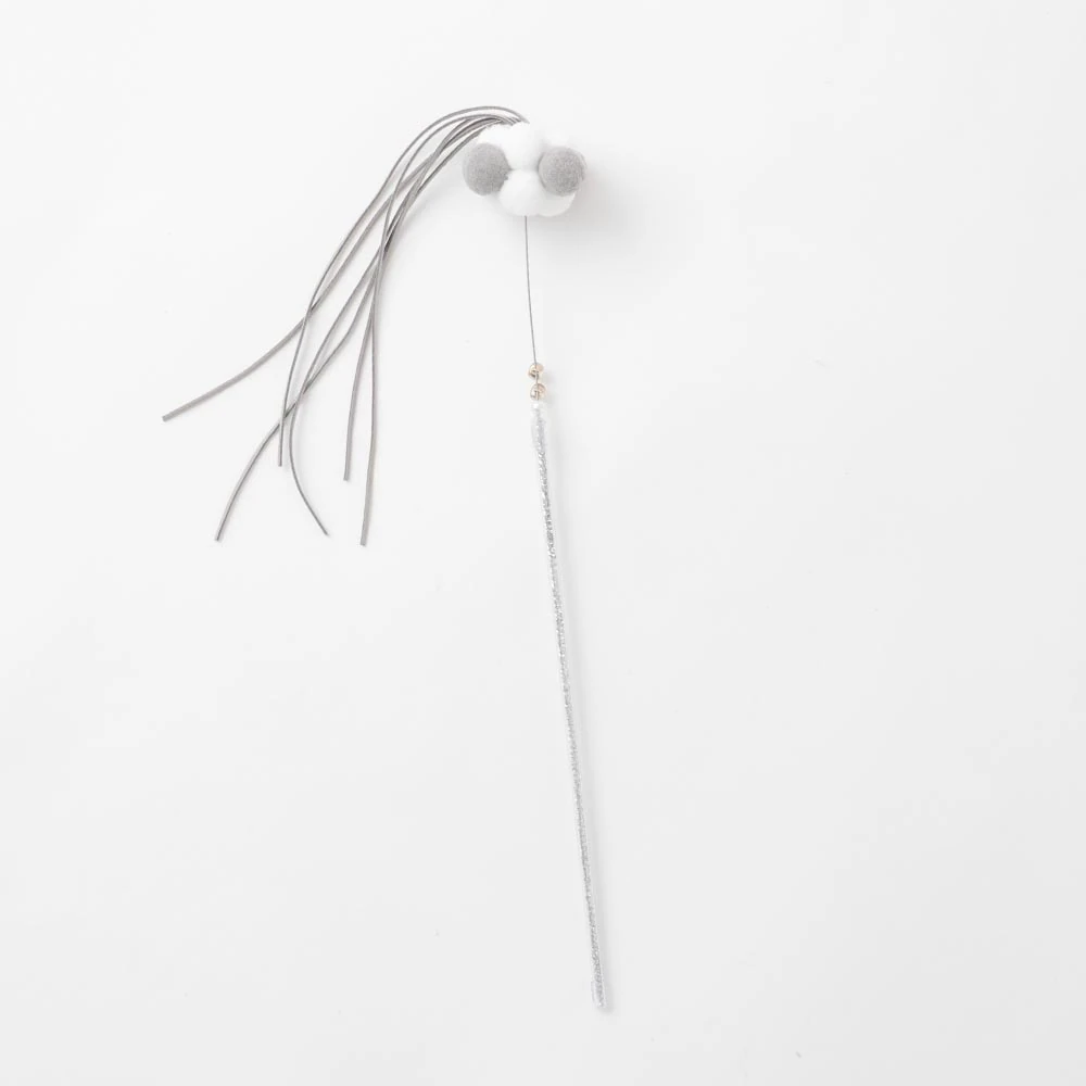 product_image_1763720571.webp ポンポン付スエードリボンねこじゃらし - 画像 (1)